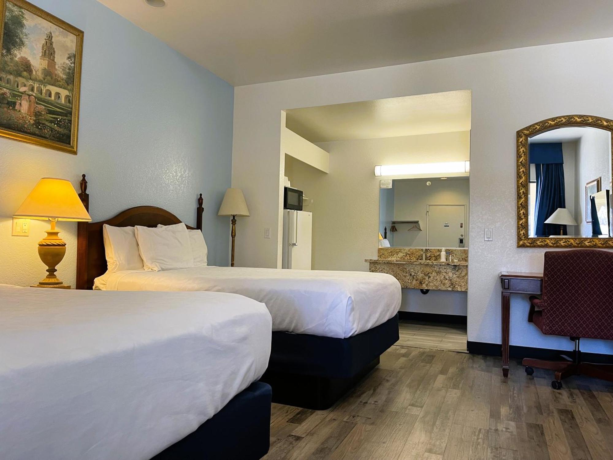 Americas Best Value Inn And Suites -Yucca Valley Bagian luar foto
