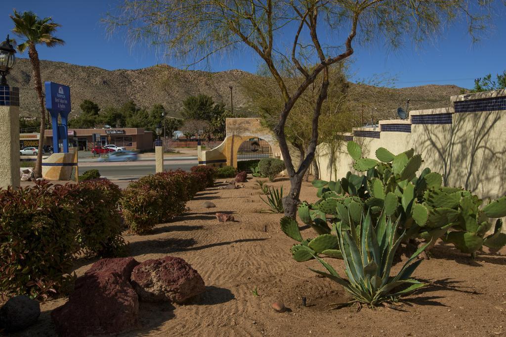 Americas Best Value Inn And Suites -Yucca Valley Bagian luar foto