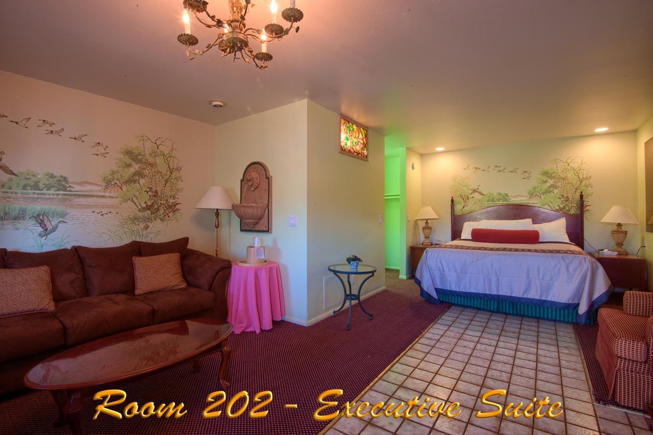 Americas Best Value Inn And Suites -Yucca Valley Bagian luar foto