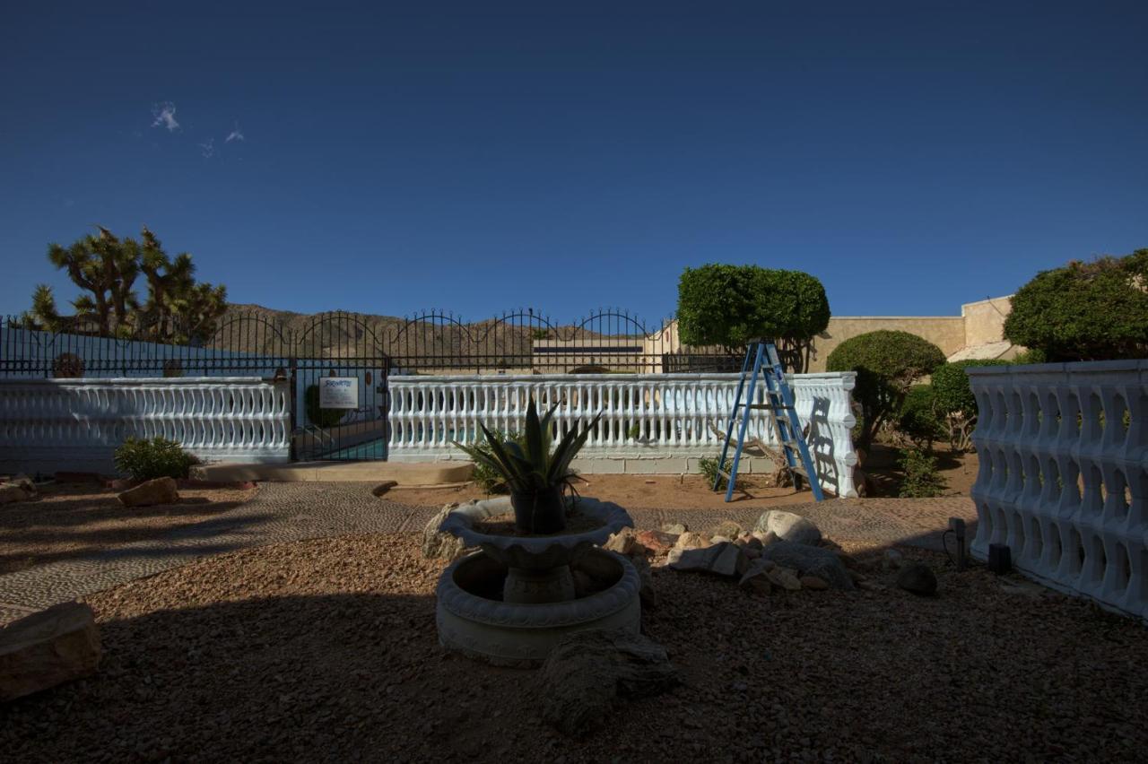 Americas Best Value Inn And Suites -Yucca Valley Bagian luar foto