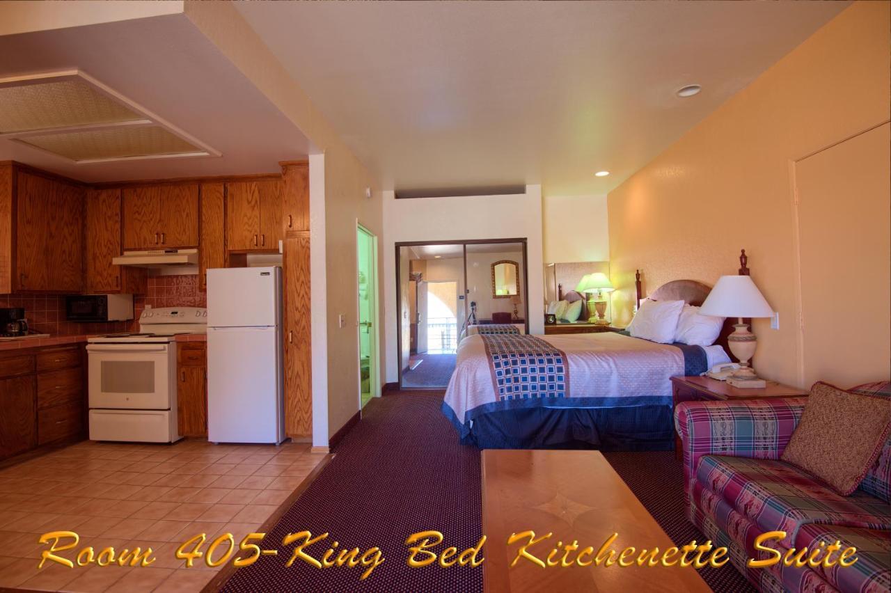Americas Best Value Inn And Suites -Yucca Valley Bagian luar foto
